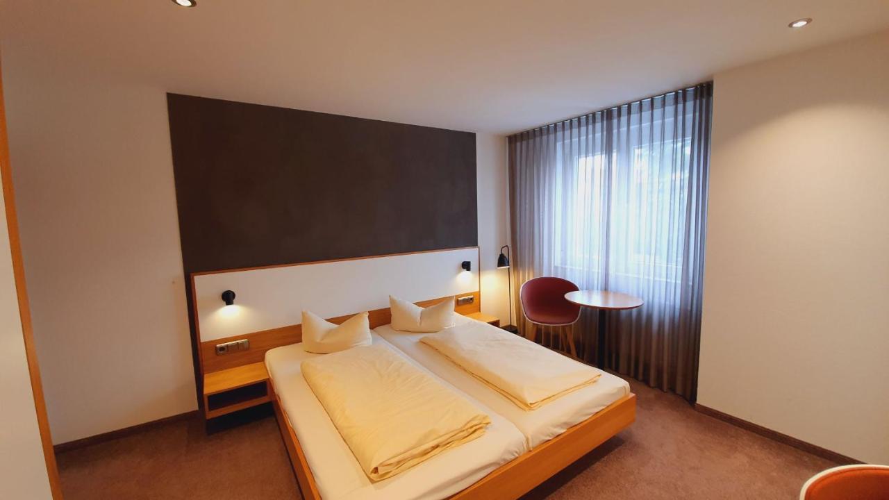 אימנשטאדט אם בודנזה Hotel Restaurant Adler מראה חיצוני תמונה